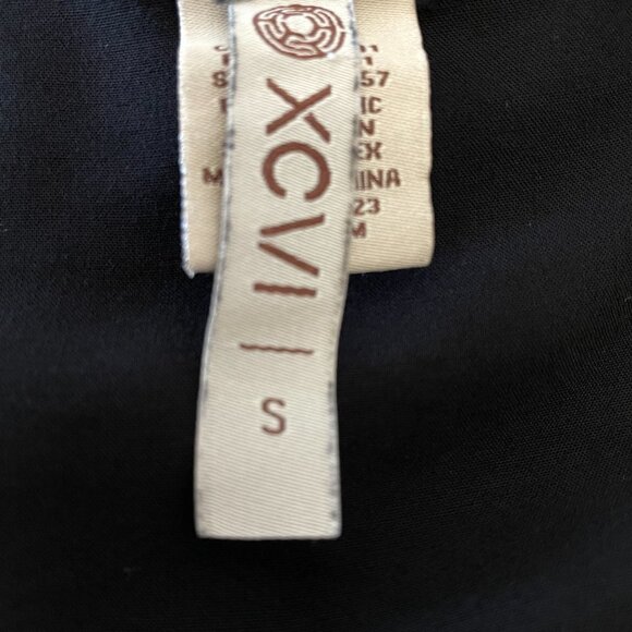 NEW XCVI Black Long Sleeve V Neck Tunic Sz. S - Picture 3 of 4